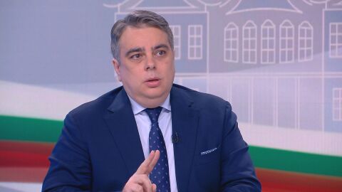 Асен Василев: Първата цел на протеста ще я постигнем, но да не се нахендрим на модела на постната пица