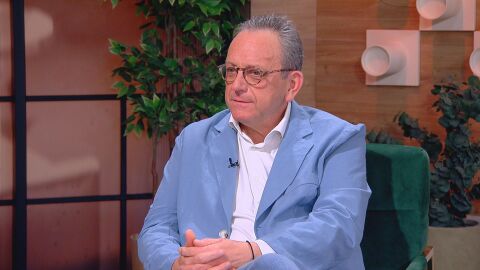  „Срамота е българското Народно събрание да стои в този вид“: Емблематичната сграда тъне в разруха