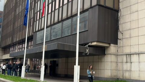 Рекорден брой заявления за гласуване в Германия, изборният ден започна спокойно в Берлин