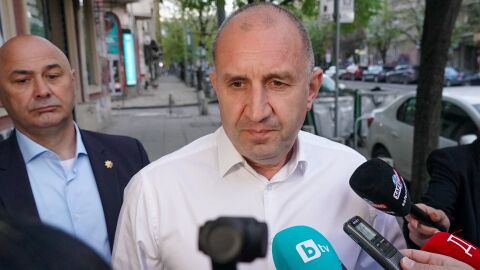 Румен Радев глобен в изборния ден 