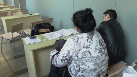 Секции в Ямбол отварят чувалите за повторно преброяване