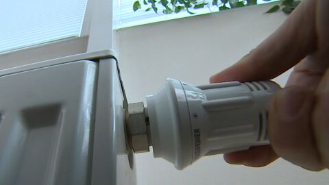 КЕВР обсъди 5% по-скъп газ от май. Експерти прогнозират 5-6% поскъпване на тока