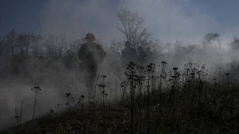 „Молят се за храна, а никой не ги чува“: Украински войници губят съзнание от глад и оцеляват на дъждовна вода