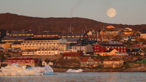 Тръмп: "Нуждаем се от Гренландия за отбрана". Франция я защити
