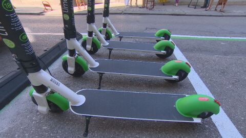 Албания забрани карането на електрически тротинетки