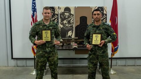 Български командоси спечелиха първо място в състезание по снайпер в САЩ (СНИМКИ)