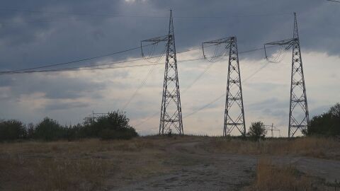 Профилактика на ел. мрежата: Почистват ли се трасетата на далекопроводите?