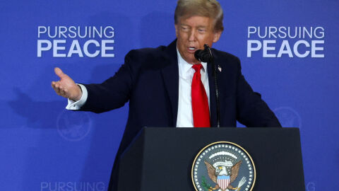 Бивш съветник на американския президент: Тръмп не загуби, но Путин явно спечели