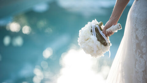 Жена застраховала любовта си и получи пари след сватбата си