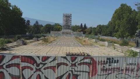 Одобриха 270 000 евро за охрана на демонтираните фигури на Паметника на Съветската армия