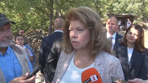 Снимка: Илияна Йотова: България е една от най-сигурните дестинации, няма никакви заплахи от страна на конфликтите както в Европа, така и в Близкия изток
