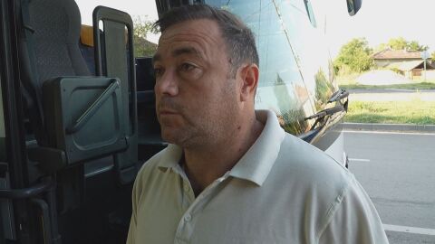 Снимка: Шофьорът, оставил дете със СОП да ходи пеш при 37°: Хора искаха да платят билета, но аз вече бях тръгнал
