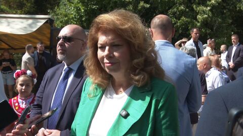 Снимка: Илияна Йотова: Другата седмица ще знаете името на вицепрезидента (ВИДЕО)
