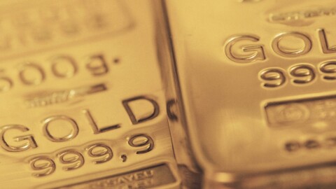 Рекордна цена: Златото надмина 4000 долара за тройунция