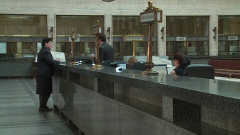 Вижте кои банкови клонове ще работят извънредно в събота