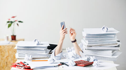 Над 840 000 души умират всяка година заради стрес на работните си места