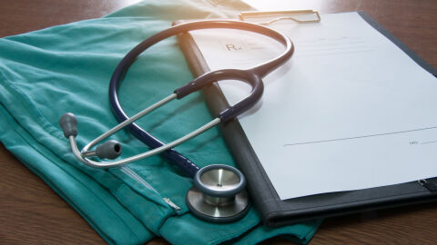 Обрат за парите на младите лекари: Увеличението ще се плаща през клиничните пътеки