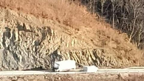 Тежка катастрофа край Габрово, загинал е единият от шофьорите (СНИМКИ)