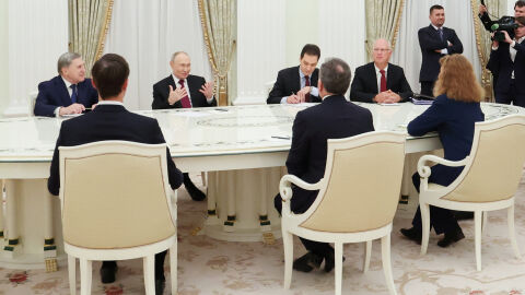 След разговорите на Владимир Путин със САЩ няма пробив за мир в Украйна