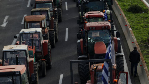 Гръцки фермери отново блокират ГКПП „Кулата – Промахон“