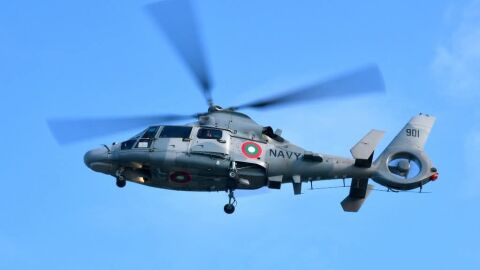 Евакуирани са трима души от танкера, заседнал край Ахтопол