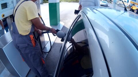 Горивата на черно: Бюджетът губи над половин милиард лева годишно 