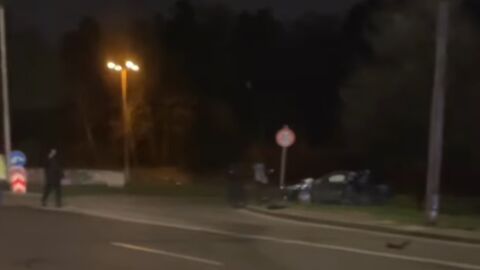 Тежка катастрофа на „Цариградско шосе“, кола е &quot;изхвърчала&quot; върху тревна площ (ВИДЕО)