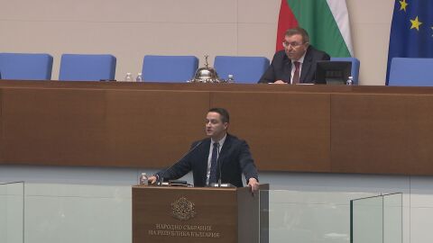 Божанков: От ИТН изглеждат като след колоноскопия във ветеринарна клиника от лекар пакистанец за 500 лева