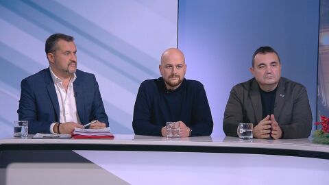 Политолози: Оставката е само маневра. Правителството отстъпи, не падна. Най-тежкото предстои