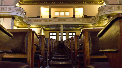 17-годишна стажантка е абортирала след сексуално насилие в турския парламент