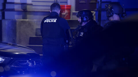 Смъртоносна стрелба по време на изпити в елитния американски университет „Браун“