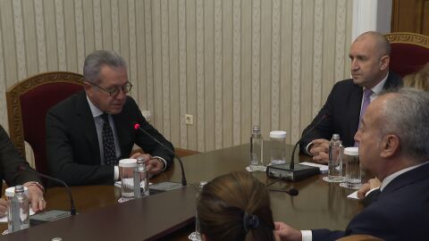 ДПС-Ново начало на консултации с Радев: "Този парламент е приключил"