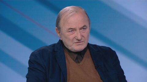 Психиатър: Пеевски създаде образ на Цезар на политическата сцена, арогантността му ще го приключи