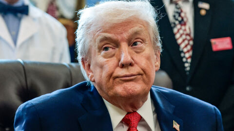 Тръмп нареди марихуаната да бъде прекласифицирана като по-малко опасен наркотик