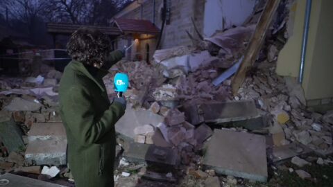 Дни преди Рождество: Посред бял ден се срути кула към древен храм 