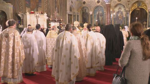 Рождество Христово е: Патриарх Даниил отслужва златоустова литургия в „Св. Александър Невски“