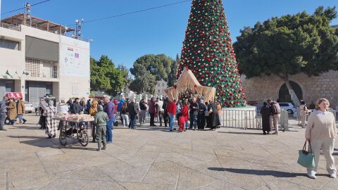 Специално: На Рождество във Витлеем - хиляди дойдоха в рождения град на спасителя
