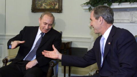 Разсекретени разговори от 2001 - 2008 г.: Какво са си казали Путин и Буш?