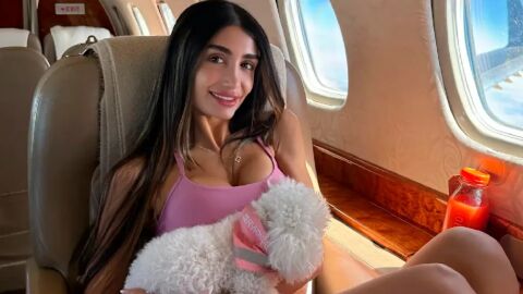 Домашен арест с електронна гривна за модел на бельо - заради измами и обир на много мъже 