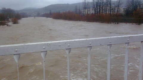 Нивото на р. Крумовица отново се е вдигнал