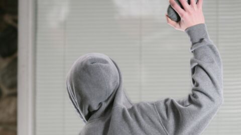 Поредна вандалска проява спрямо клуб на българската общност в македонския град Битоля