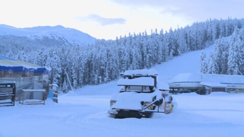 Повишена лавинна опасност в Пирин след обилния снеговалеж