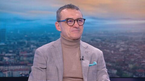 Иво Петров: Дефибрилатори трябва да има на гари, летища, спортни зали, метростанции и молове