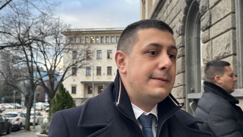 Атанас Атанасов, БСП: Ще издигнем кандидатурата на Йотова за президент