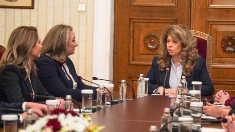 Деница Сачева към Илияна Йотова: ГЕРБ-СДС предлага избор на нов председател на НС