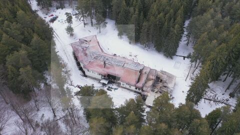 Вижте първи кадри на бившата хижа „Петрохан“ след тройното убийство (ВИДЕО)