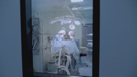 Двама мъже получиха нов шанс за живот след две бъбречни трансплантации 