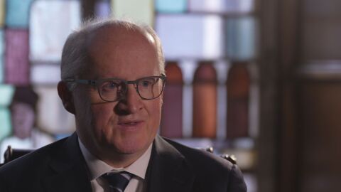 Филип Лейн пред bTV: България се справи с въвеждането на еврото, но контролът върху цените трябва да продължи