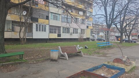 Намериха недоносено бебе в найлонов плик до кофи за боклук в столичния кв. „Дружба“