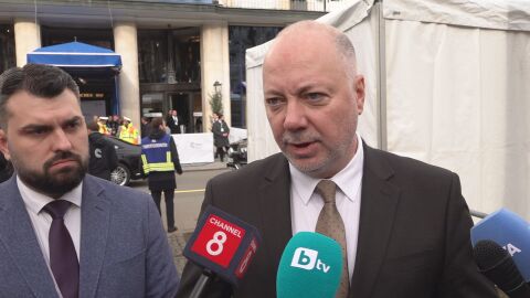 Росен Желязков потвърди участието на България на срещата на Съвета за мир във Вашингтон